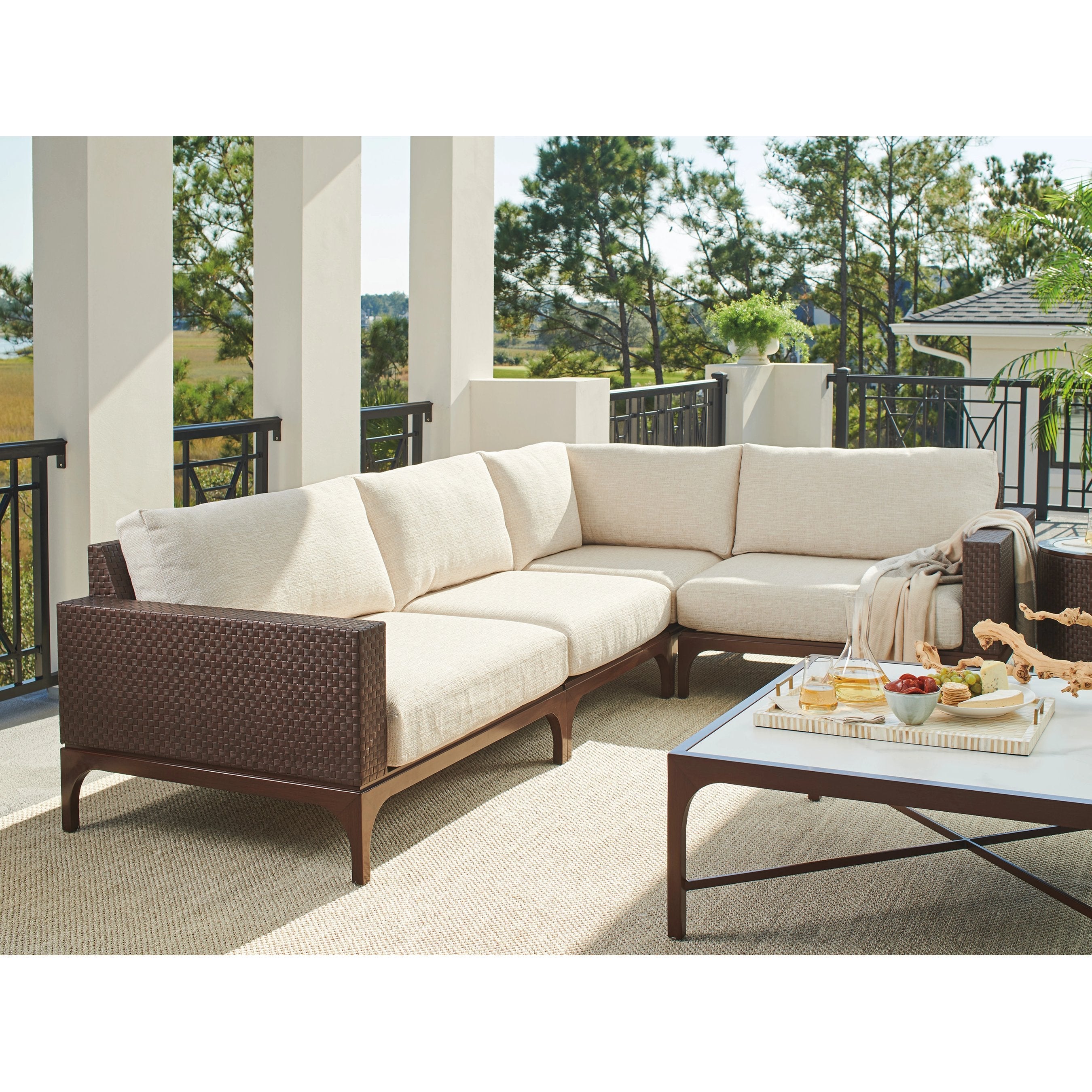 Abaco Sectional