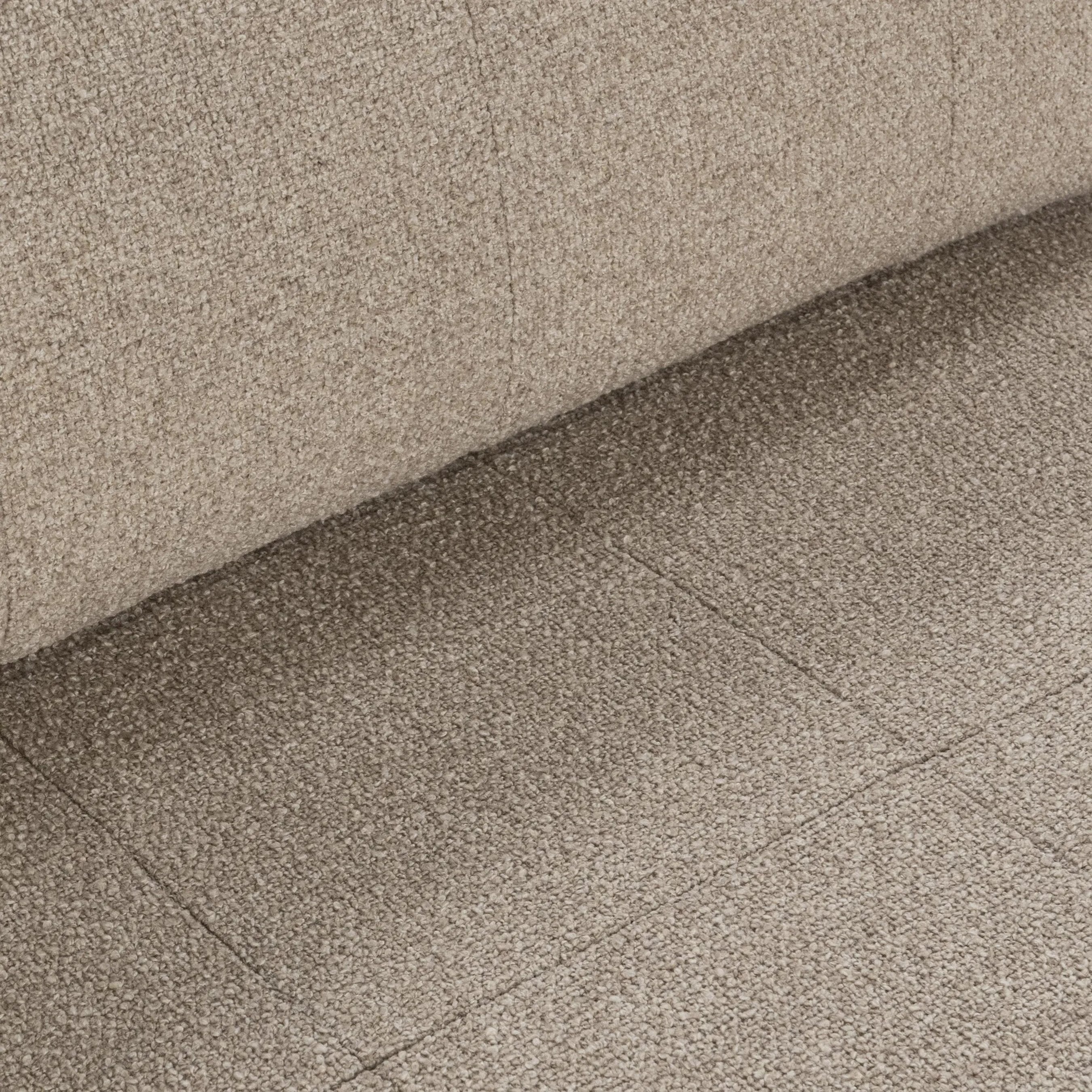 Adalynne Sectional Sofa