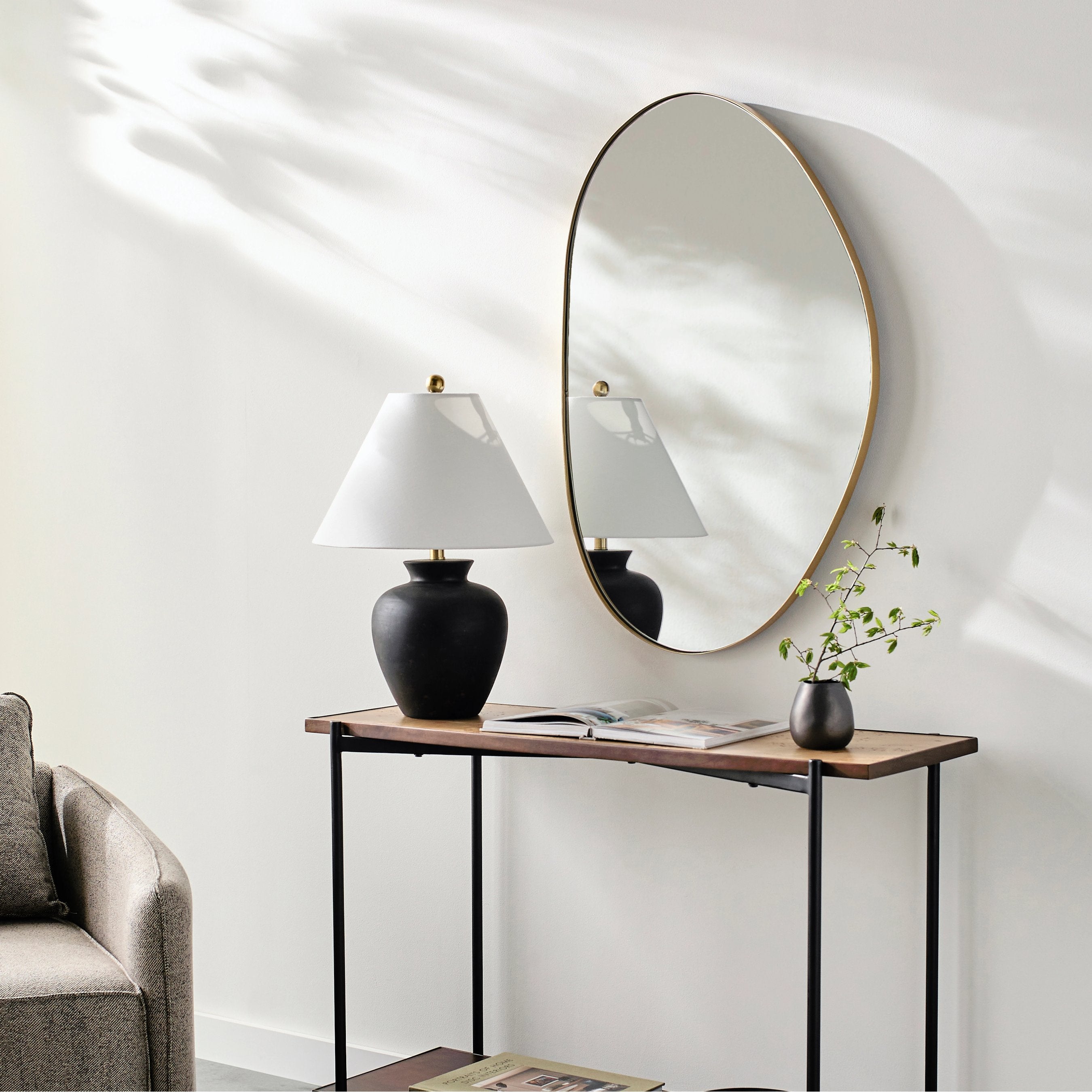 Aamnah Mirror - 32887