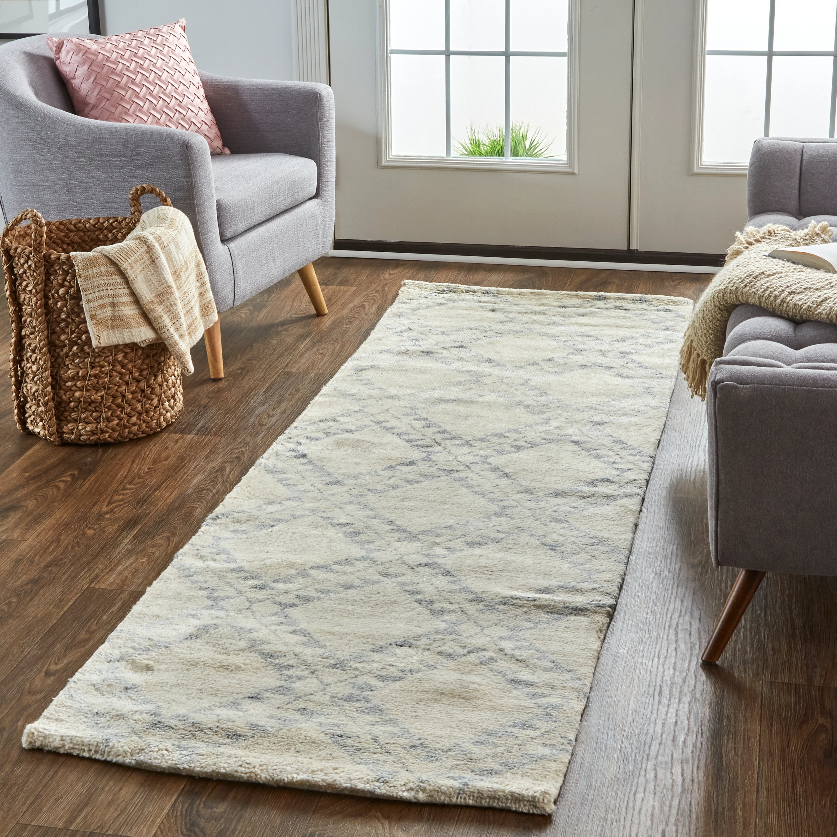 Abytha Transitional Diamond Rug - 6458F